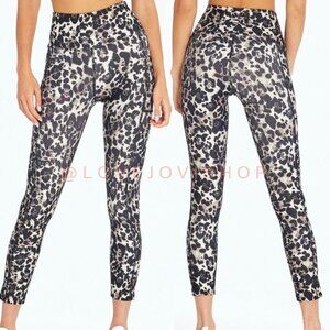 Athleisure | NWT! Marika Snow Leopard Print Leggings w Pockets | Yoga Loungewear